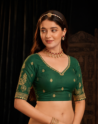 Premium Dual-Shade Soft Georgette Festive Saree with Detailed Embroidery Border for Haldi & Wedding Functions